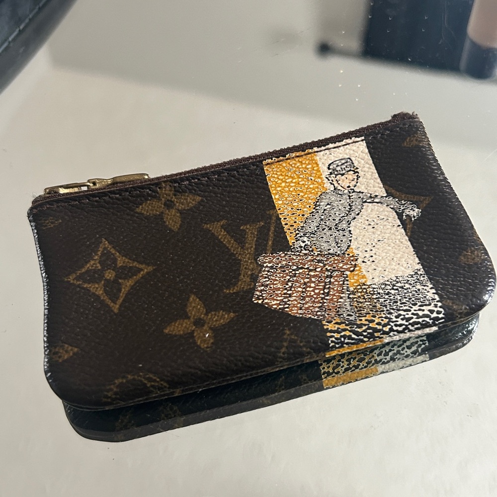 LOUIS VUITTON Coin and Key Wallet